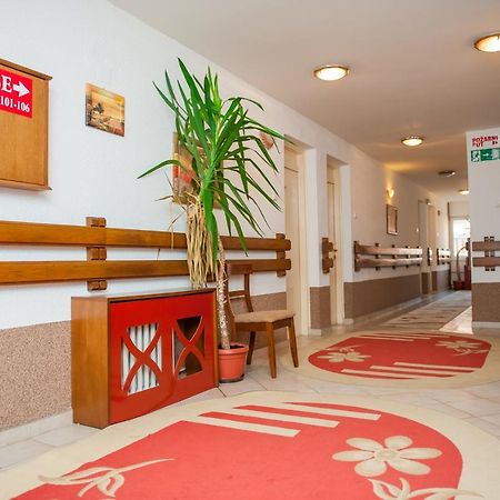 Prenociste "Nacional" Hotel Prnjavor Luaran gambar